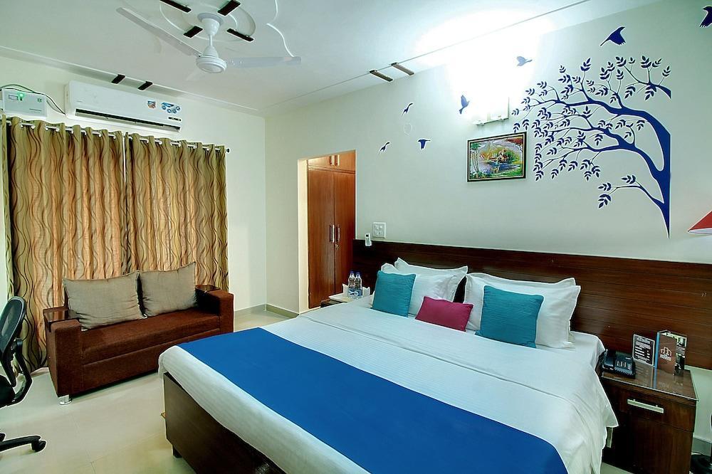 Hotel Staayz Premium Gurgaon Zewnętrze zdjęcie
