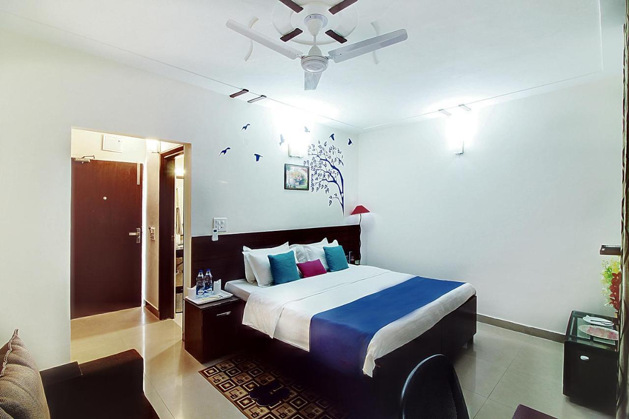 Hotel Staayz Premium Gurgaon Zewnętrze zdjęcie